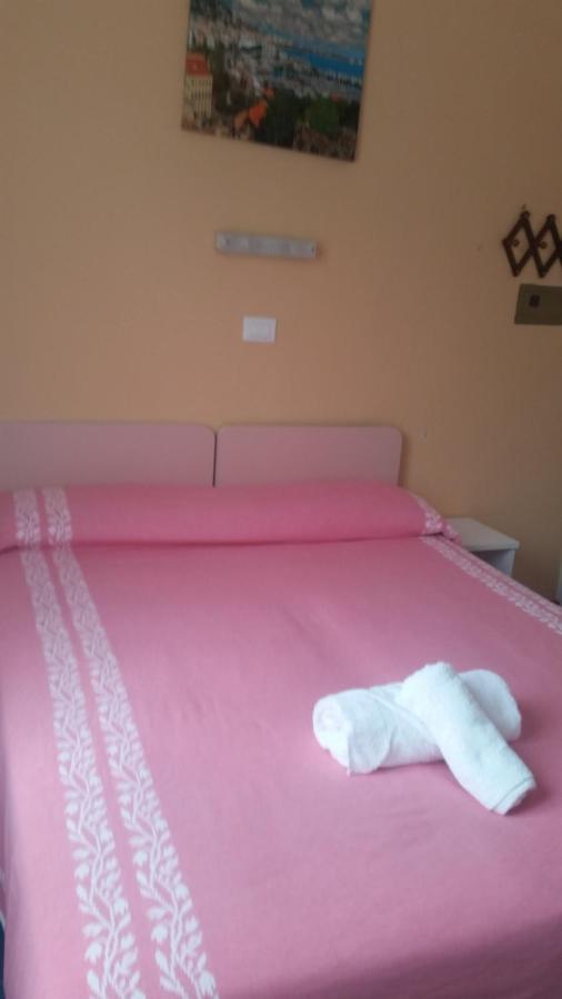 רימיני Hotel Manolita מראה חיצוני תמונה