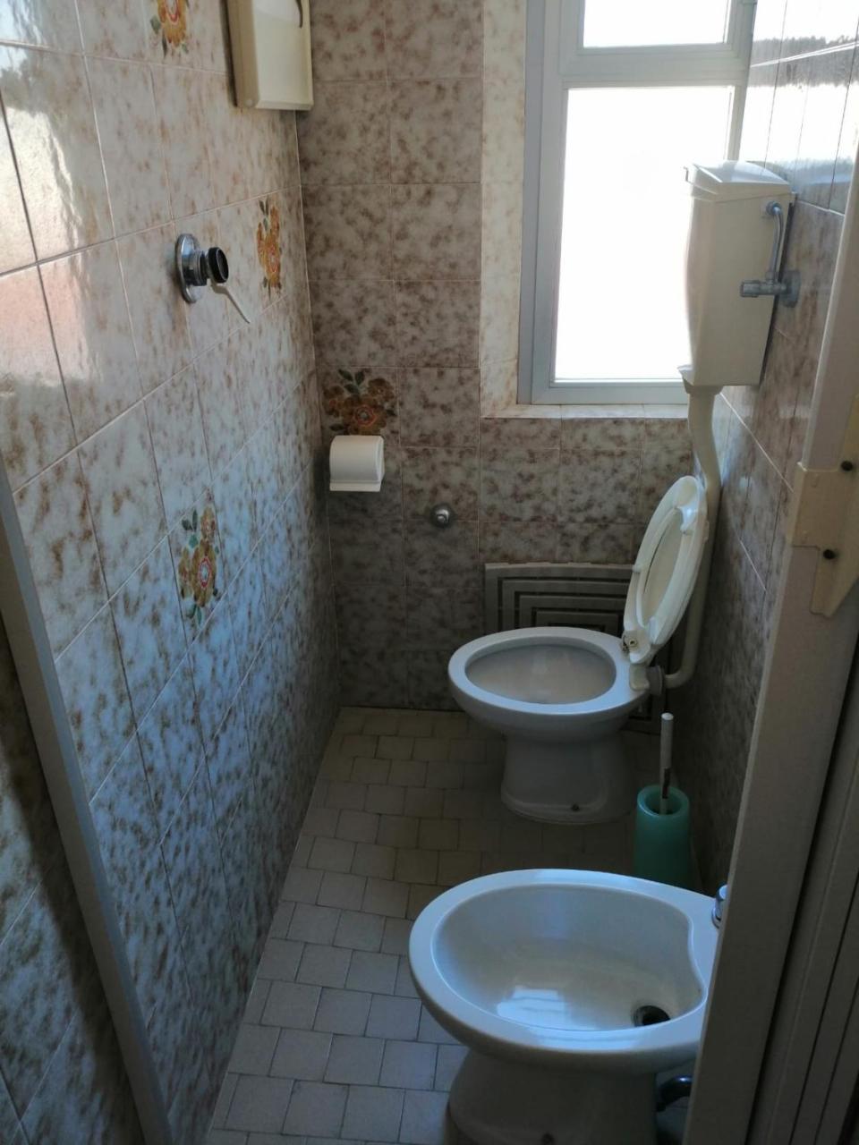 רימיני Hotel Manolita מראה חיצוני תמונה