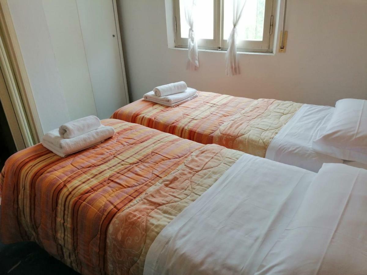 רימיני Hotel Manolita מראה חיצוני תמונה